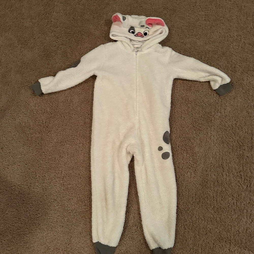 Disney Store Pua the pig from Moana costume 5/6.  Excellent condition.